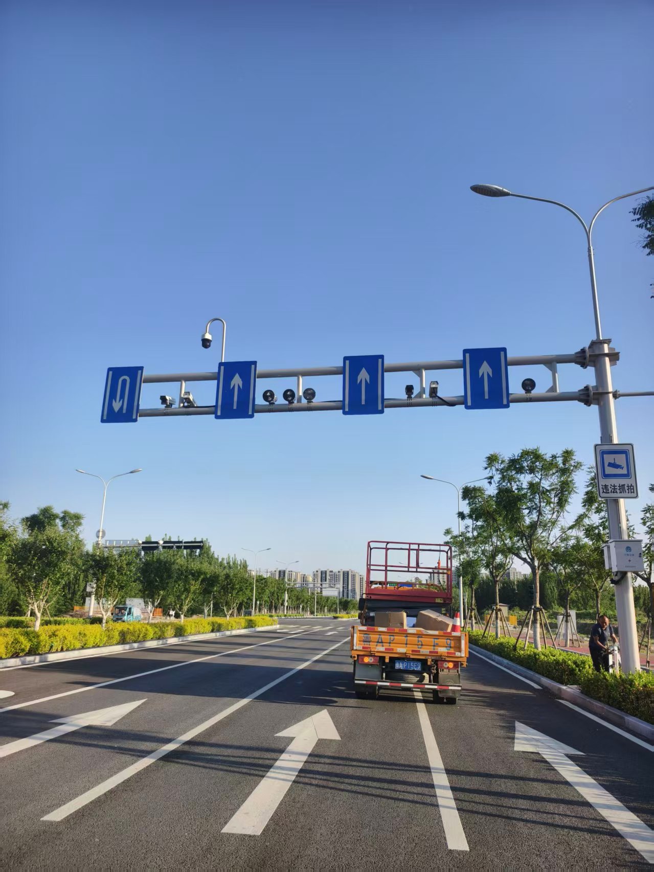 起步區(qū)電警1.jpg
